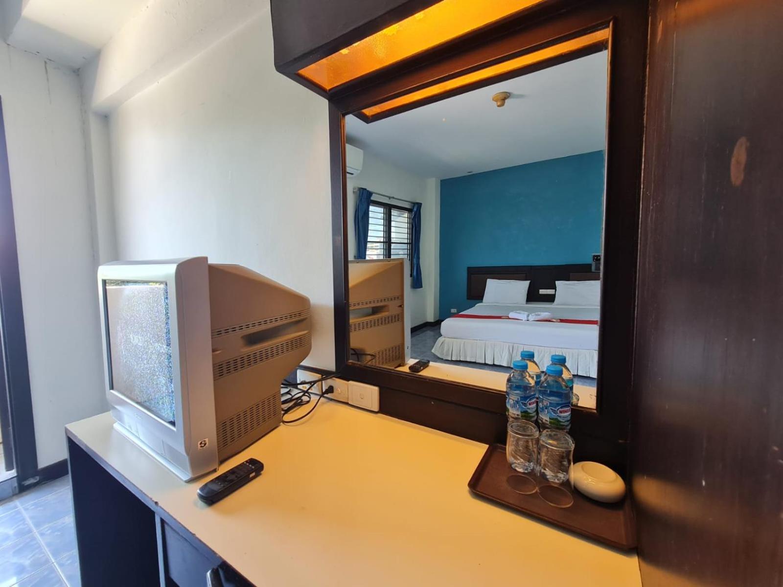 Desa Phuket Otel Dış mekan fotoğraf