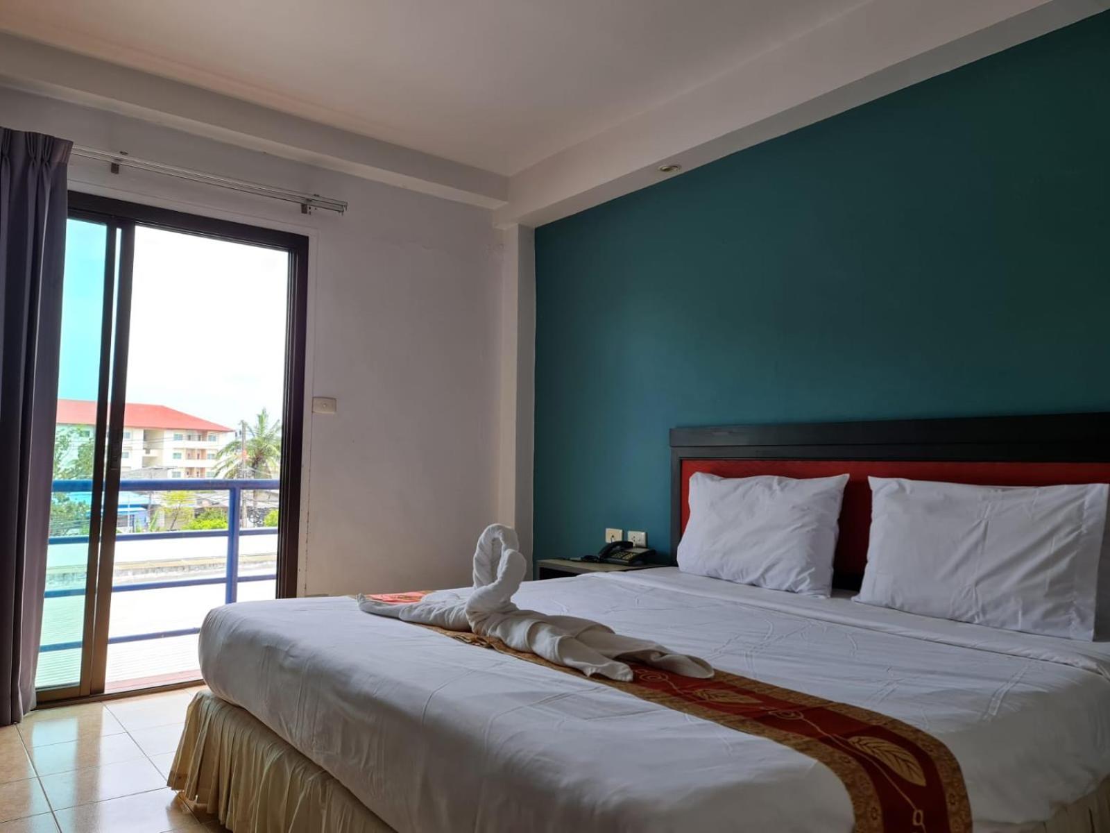 Desa Phuket Otel Dış mekan fotoğraf